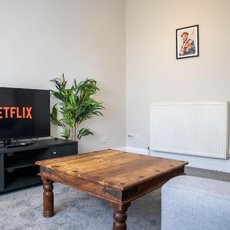 York Place Mews - Central 2 Bed 2 Bath Free Parking هاروغايت المظهر الخارجي الصورة