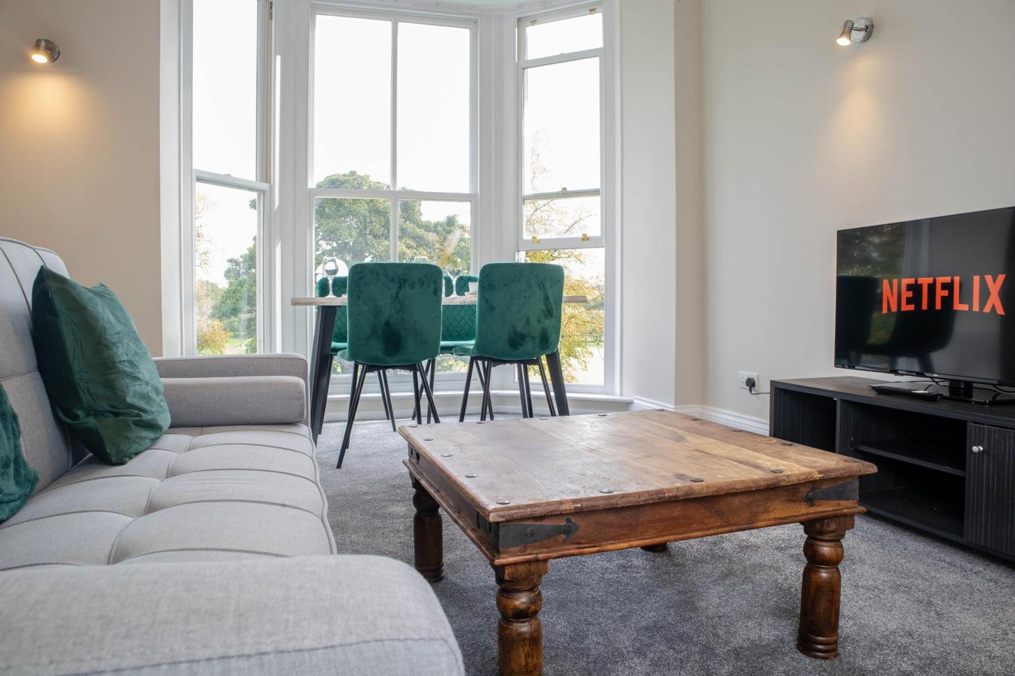 York Place Mews - Central 2 Bed 2 Bath Free Parking هاروغايت المظهر الخارجي الصورة
